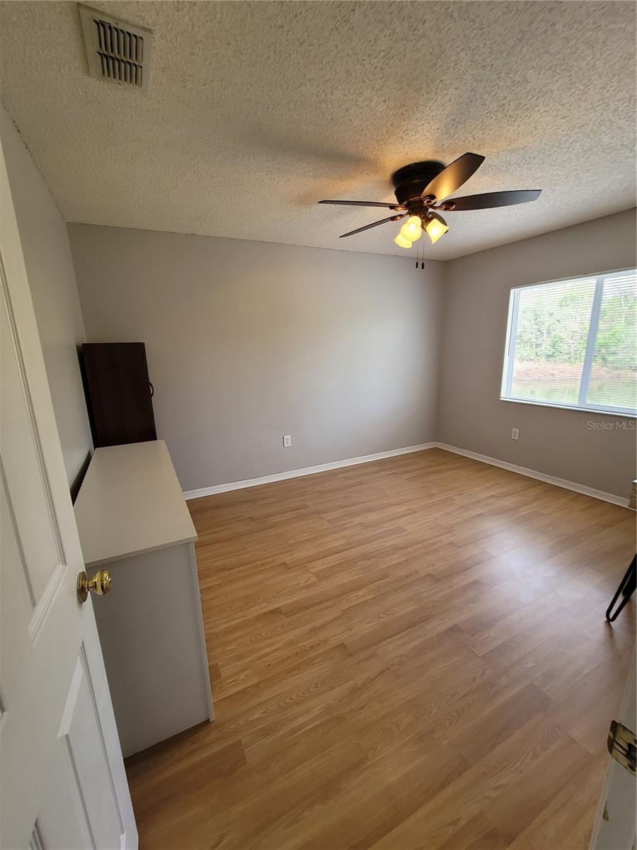 Image 21 of 74 For 27640 Breakers Drive