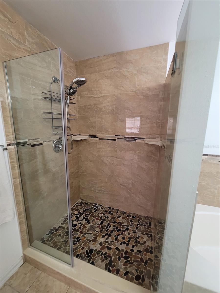 Image 39 of 74 For 27640 Breakers Drive