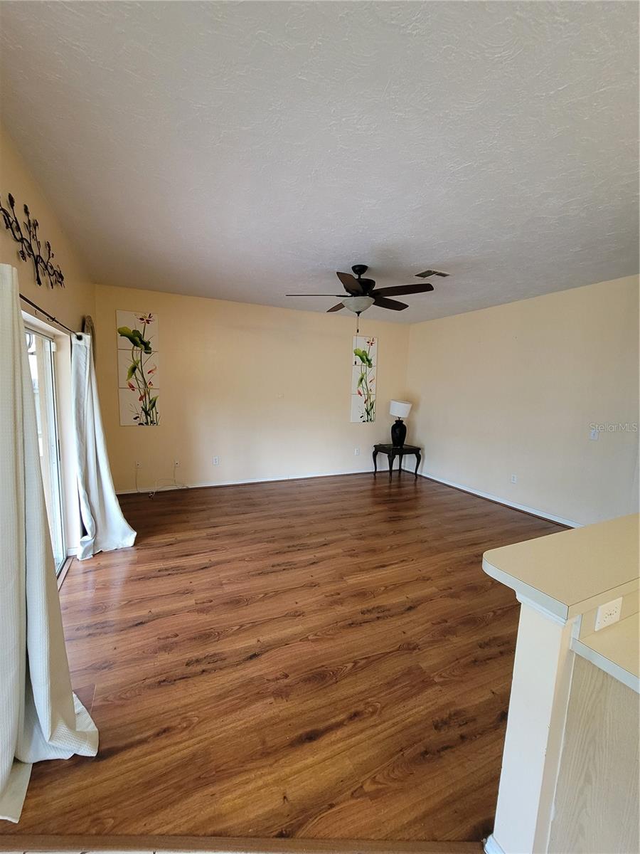 Image 54 of 74 For 27640 Breakers Drive