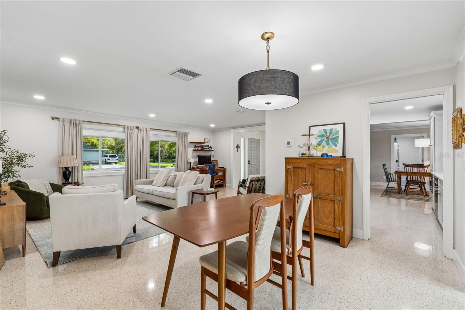 Image 14 of 54 For 3302 San Jose Street