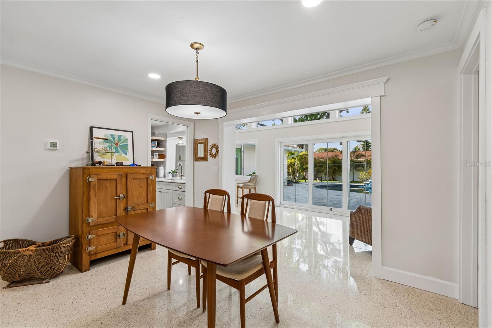 Image 15 of 54 For 3302 San Jose Street