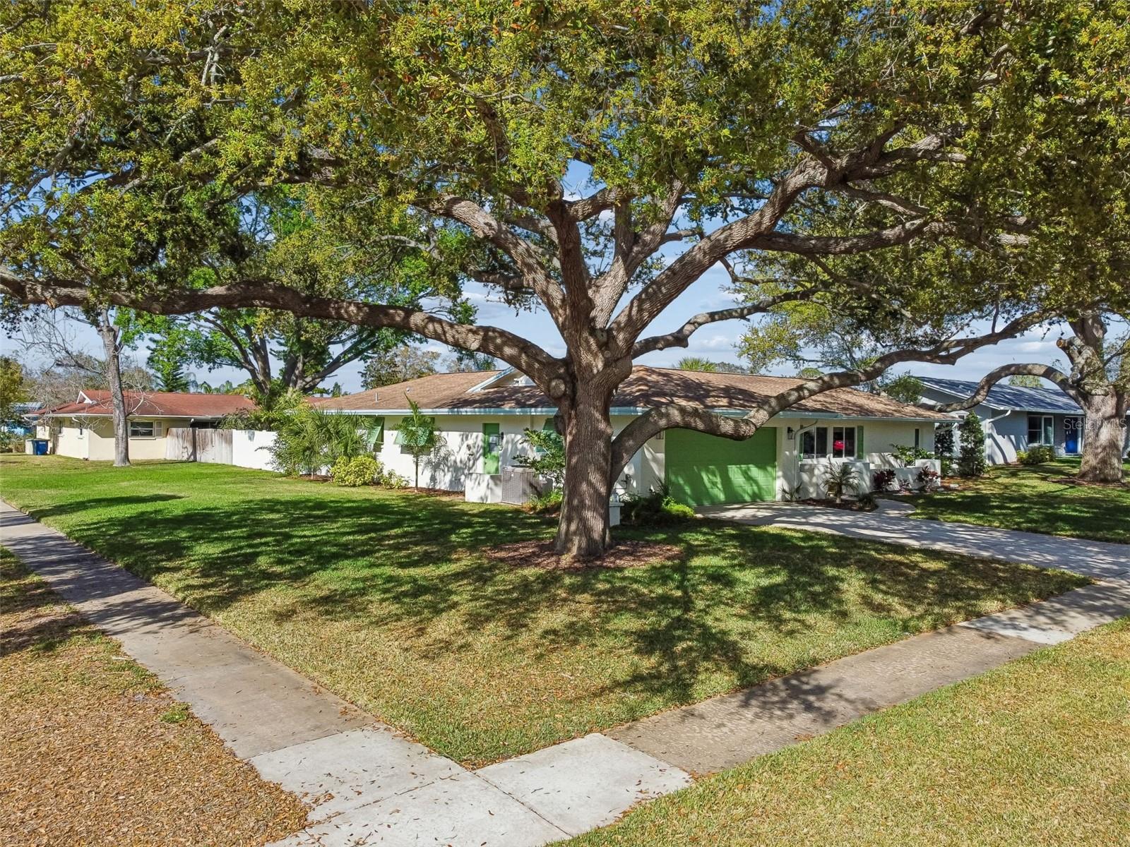 Image 4 of 54 For 3302 San Jose Street