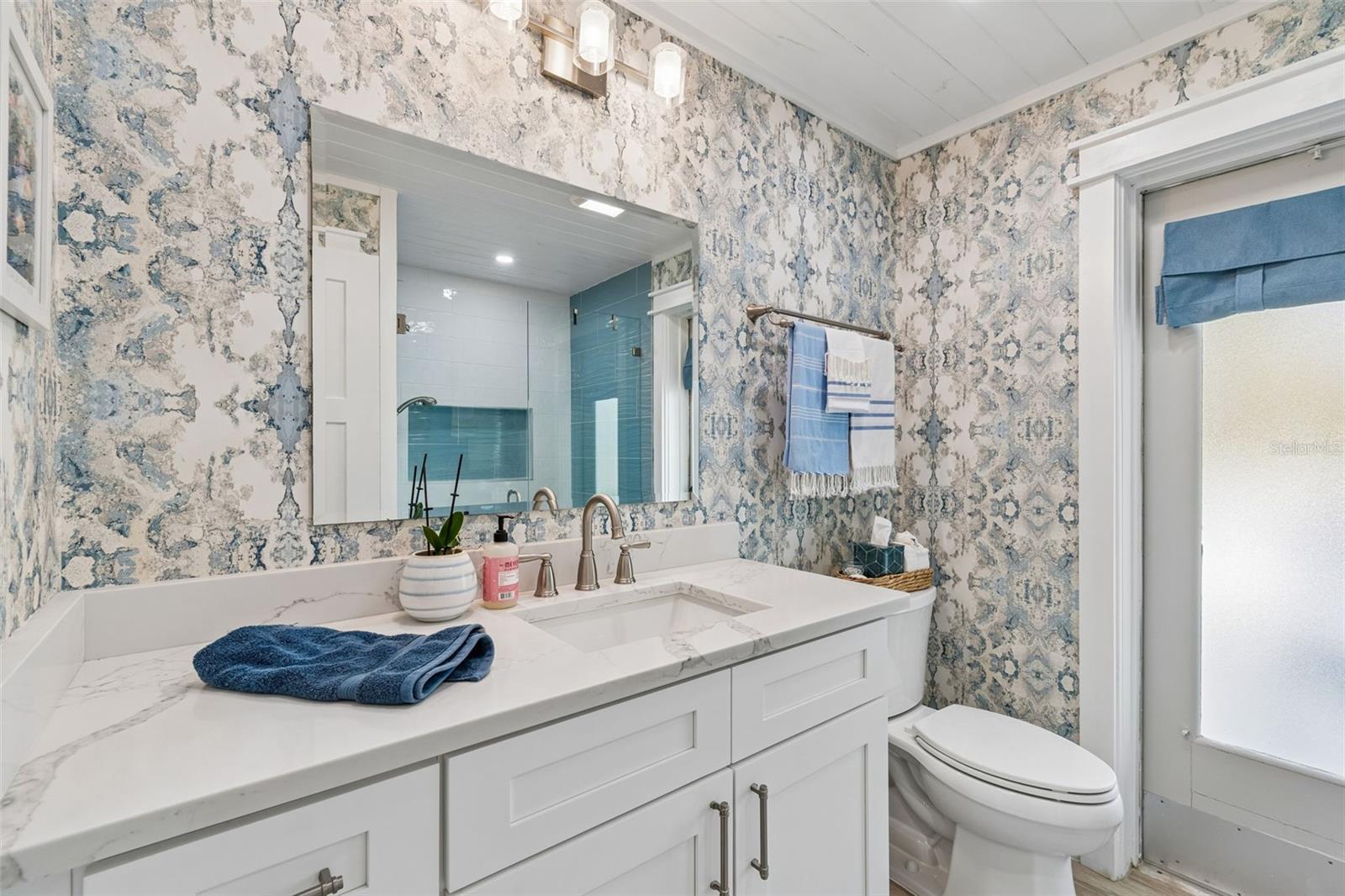 Image 40 of 54 For 3302 San Jose Street