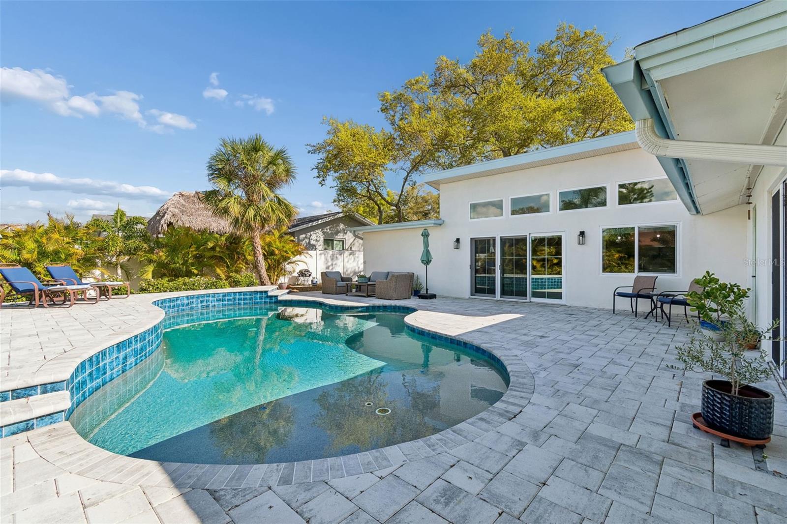 Image 45 of 54 For 3302 San Jose Street