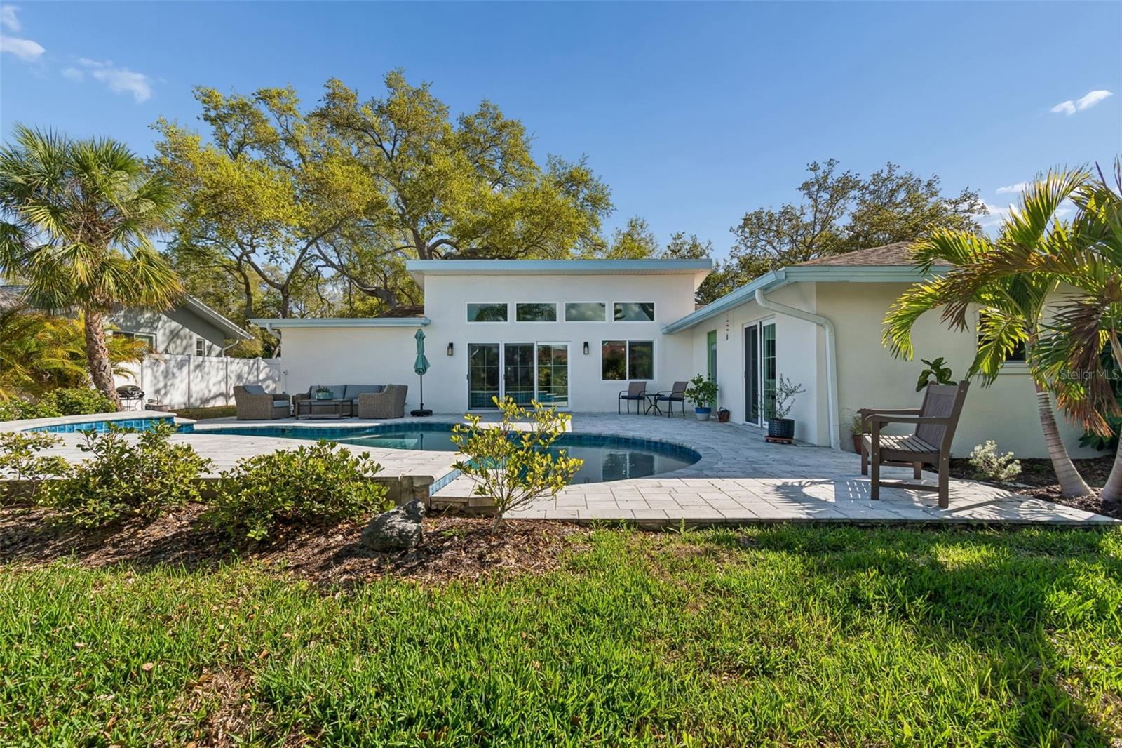 Image 47 of 54 For 3302 San Jose Street