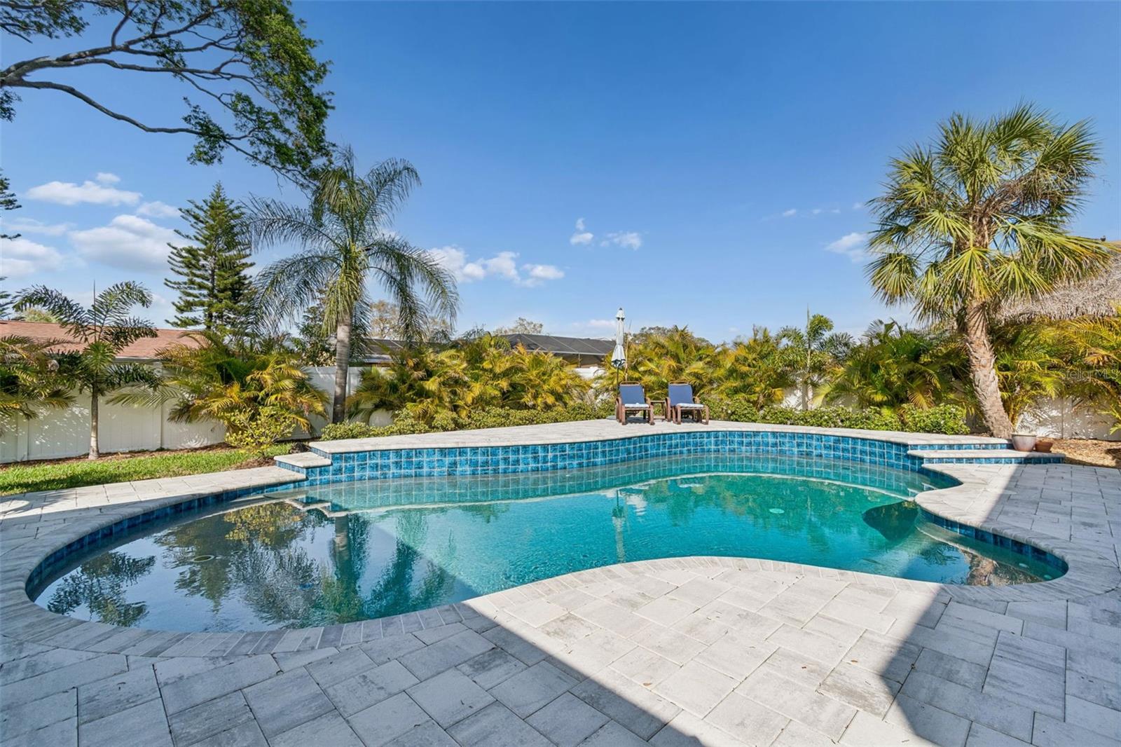 Image 49 of 54 For 3302 San Jose Street