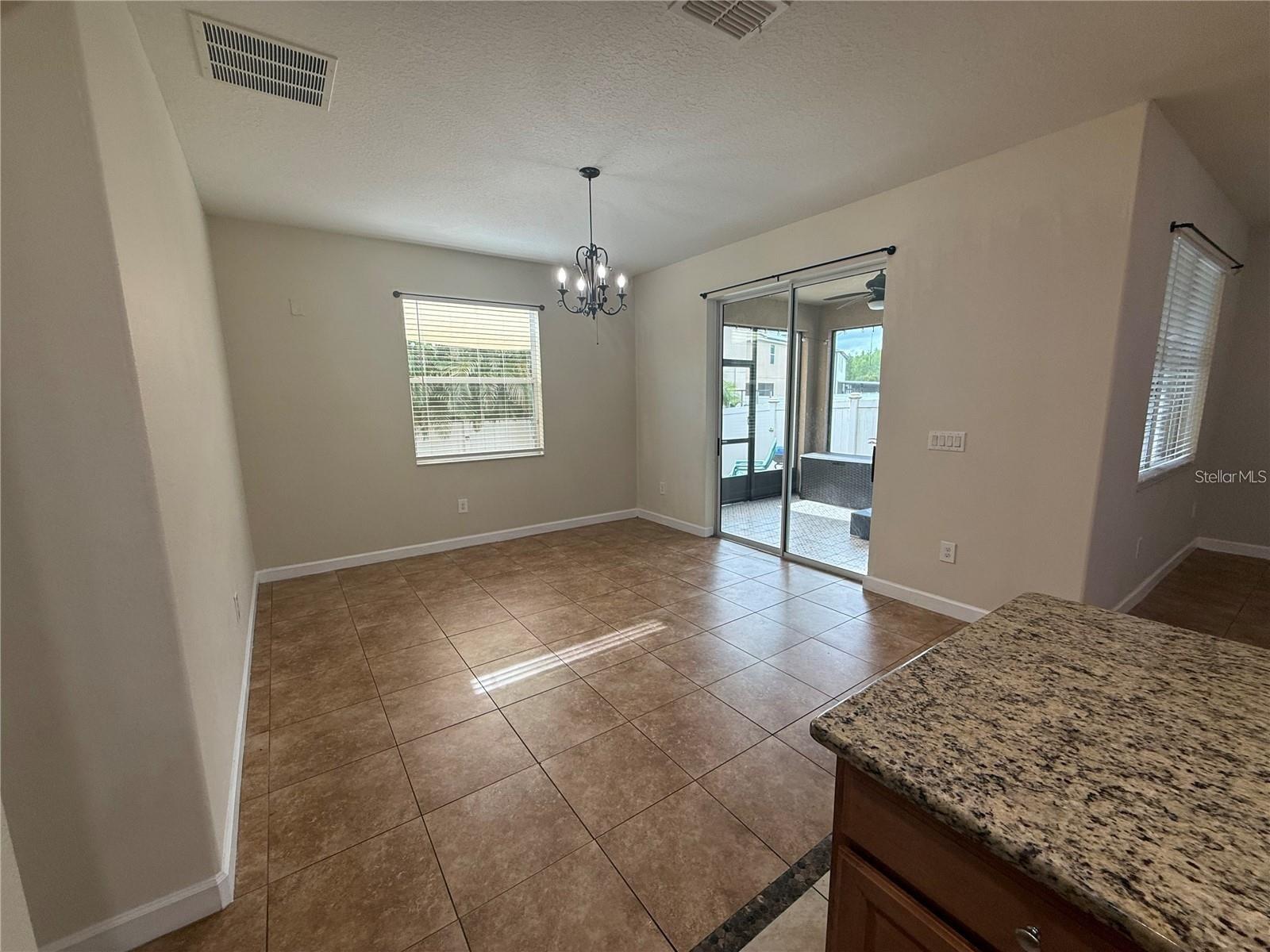 Image 21 of 37 For 3551 Gerrads Cross Court