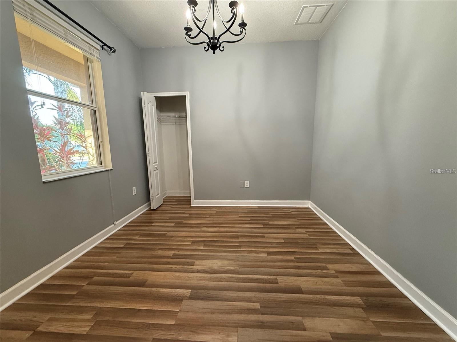 Image 7 of 37 For 3551 Gerrads Cross Court