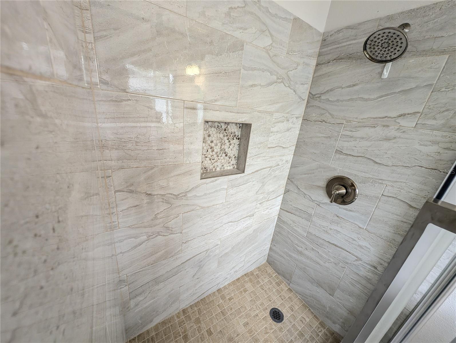 Image 19 of 36 For 7173 Darien Way