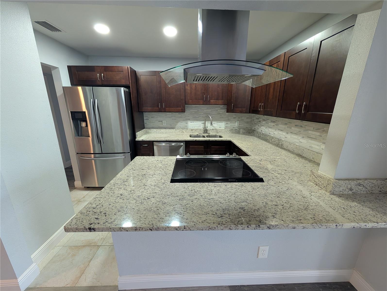 Image 8 of 36 For 7173 Darien Way