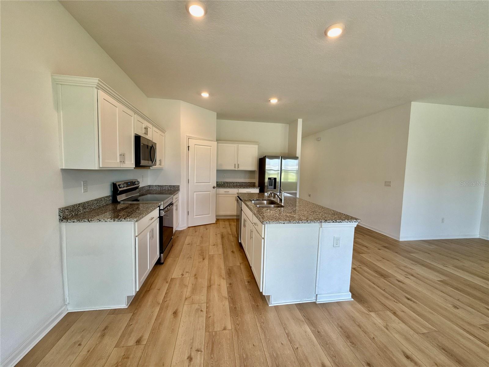 Image 42 of 48 For 35657 Buttonweed Trail