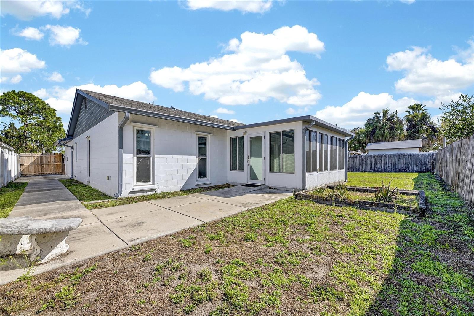 Image 33 of 43 For 6704 Rosemary Drive