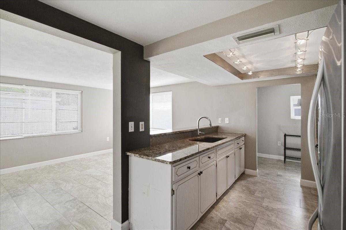 Image 11 of 40 For 3606 Cockatoo Drive