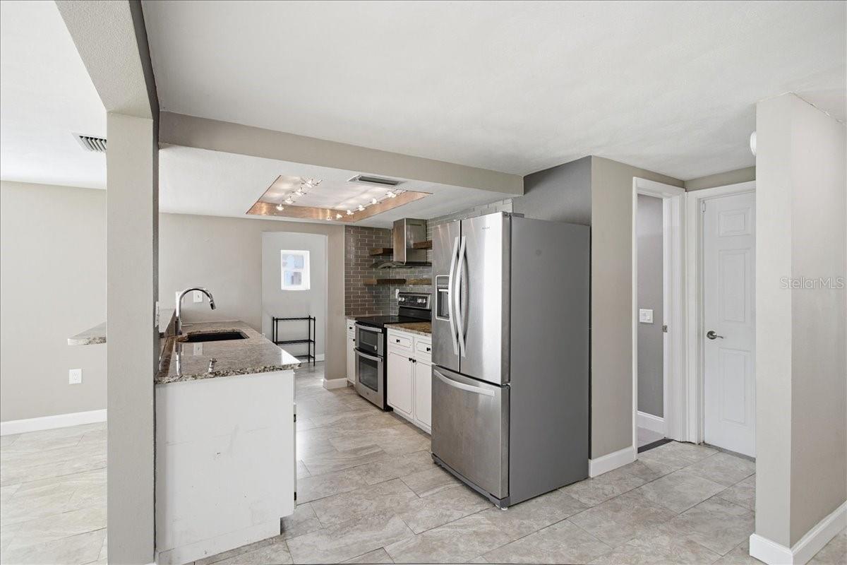 Image 14 of 40 For 3606 Cockatoo Drive