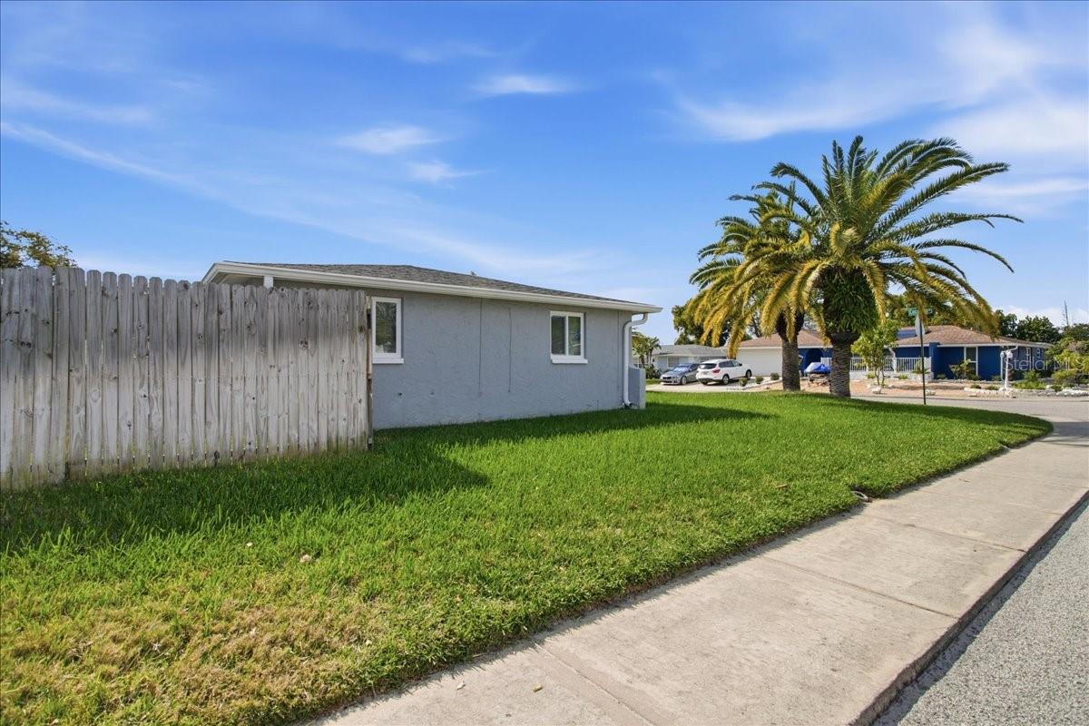 Image 35 of 40 For 3606 Cockatoo Drive