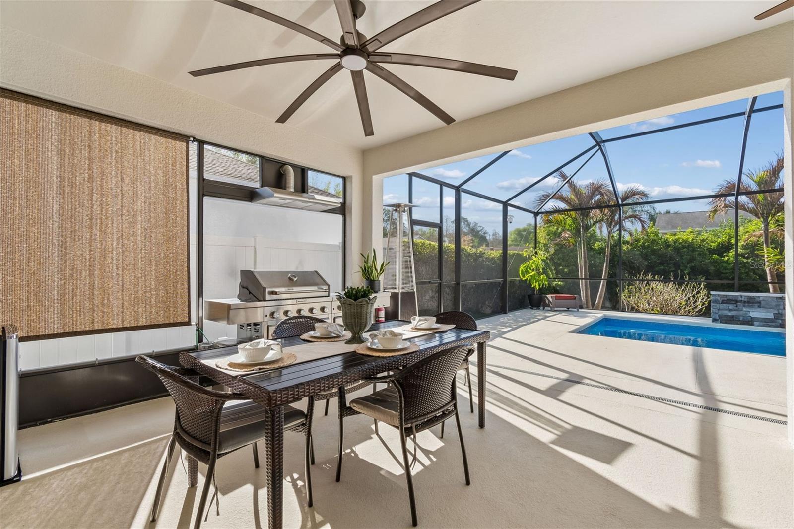 Image 39 of 52 For 4910 Lakeshore Oaks Court