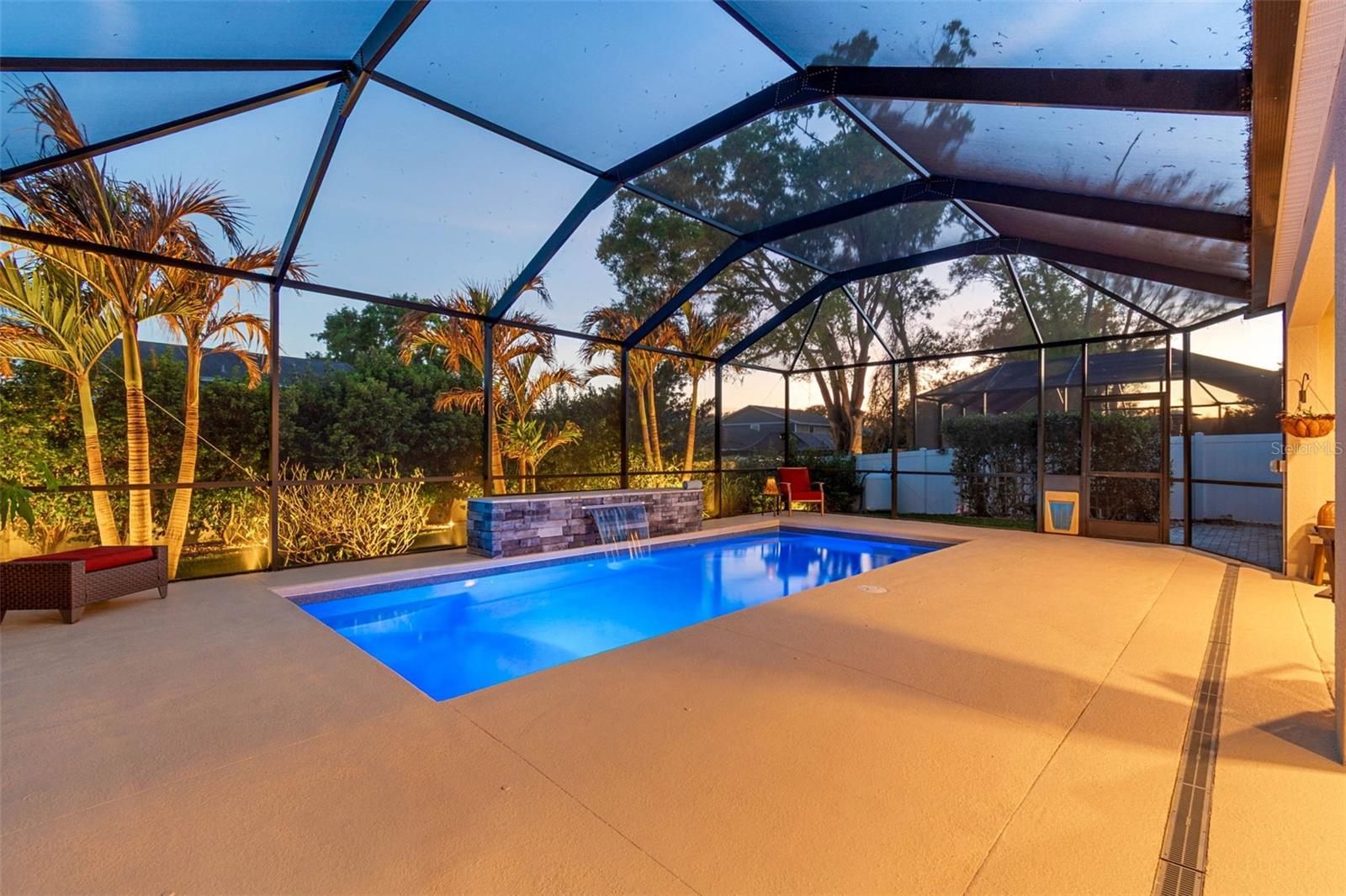 Image 47 of 52 For 4910 Lakeshore Oaks Court