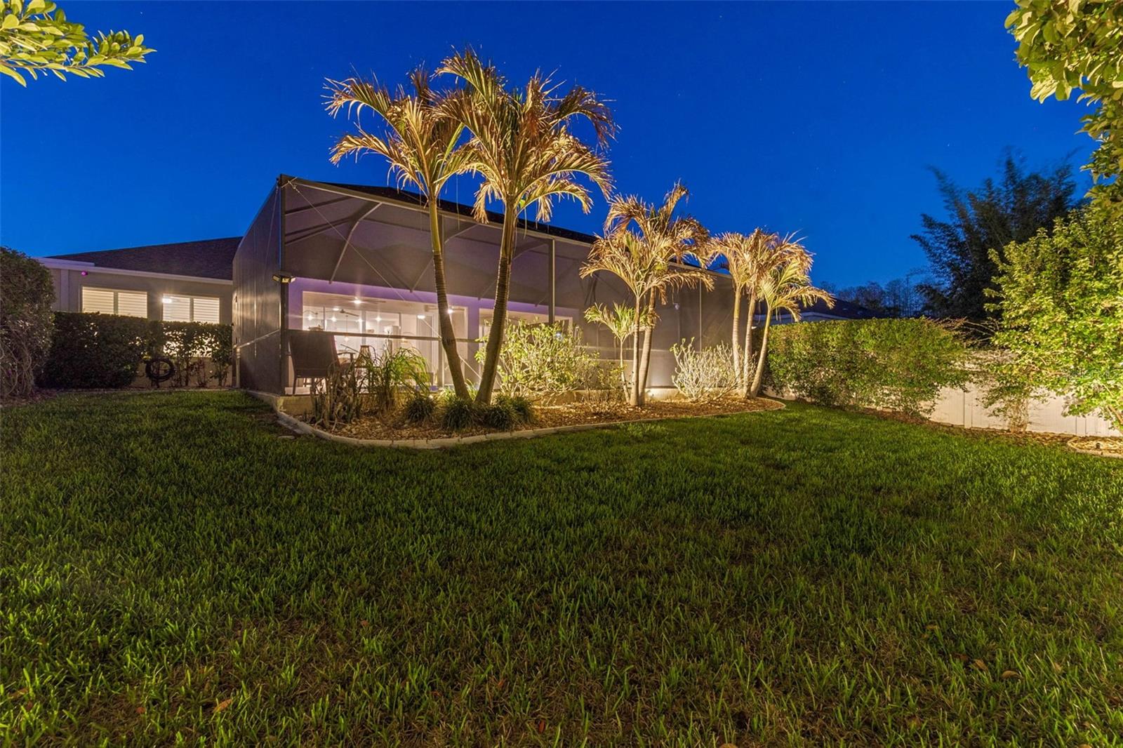 Image 50 of 52 For 4910 Lakeshore Oaks Court