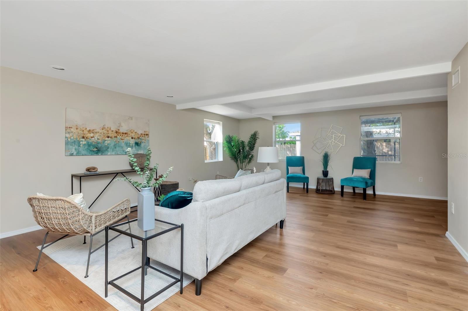 Image 11 of 32 For 7420 Dr Martin Luther King Jr Street N