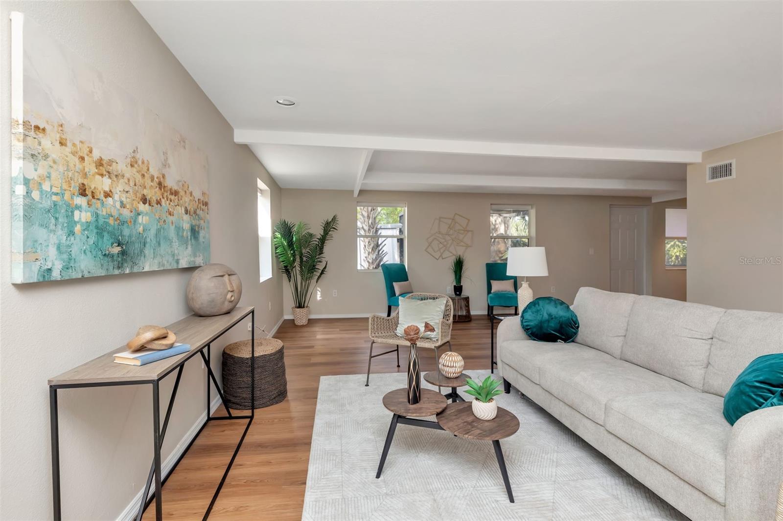 Image 14 of 32 For 7420 Dr Martin Luther King Jr Street N