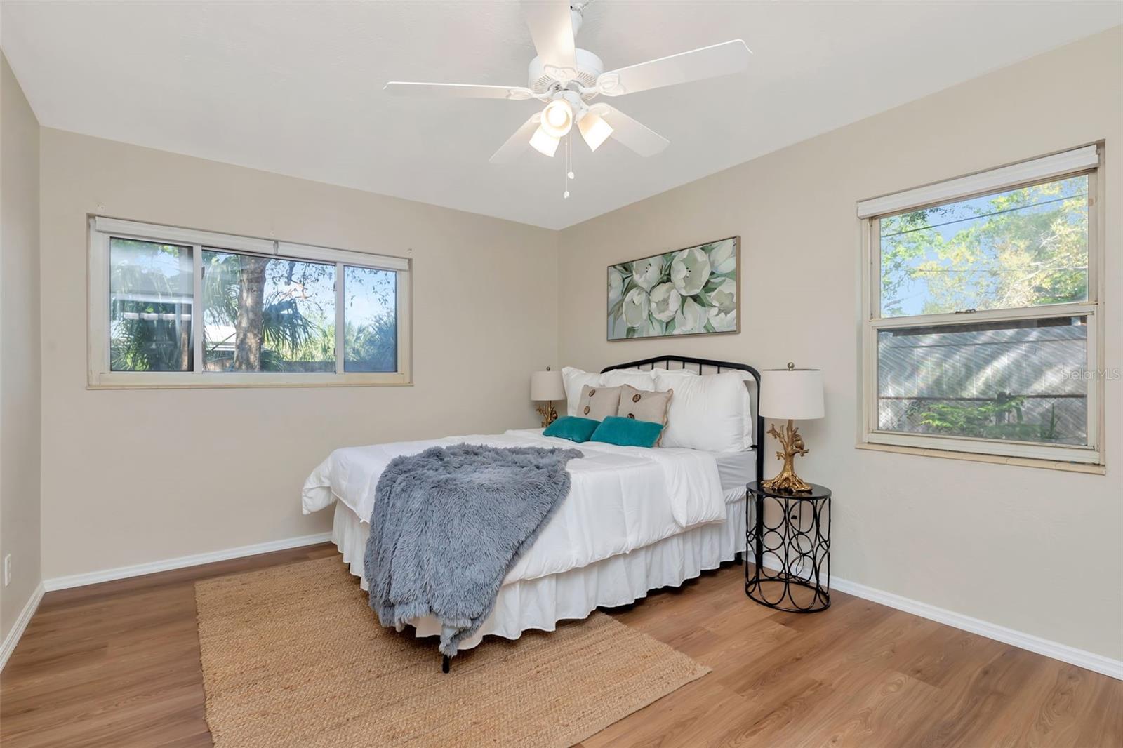 Image 18 of 32 For 7420 Dr Martin Luther King Jr Street N