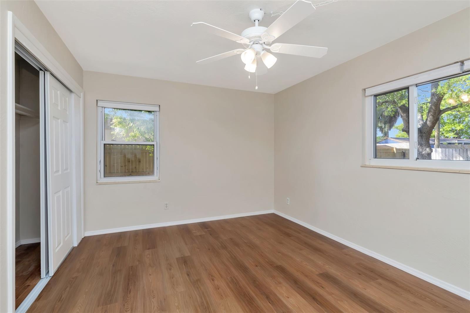 Image 23 of 32 For 7420 Dr Martin Luther King Jr Street N