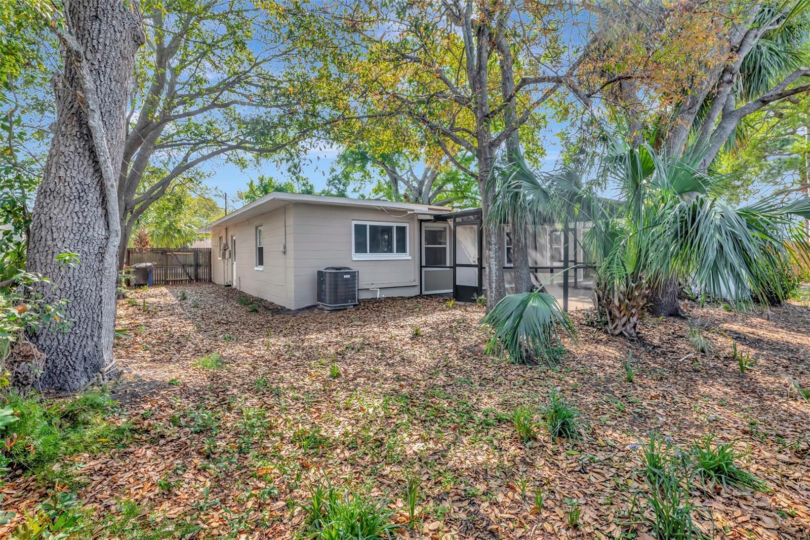 Image 31 of 32 For 7420 Dr Martin Luther King Jr Street N