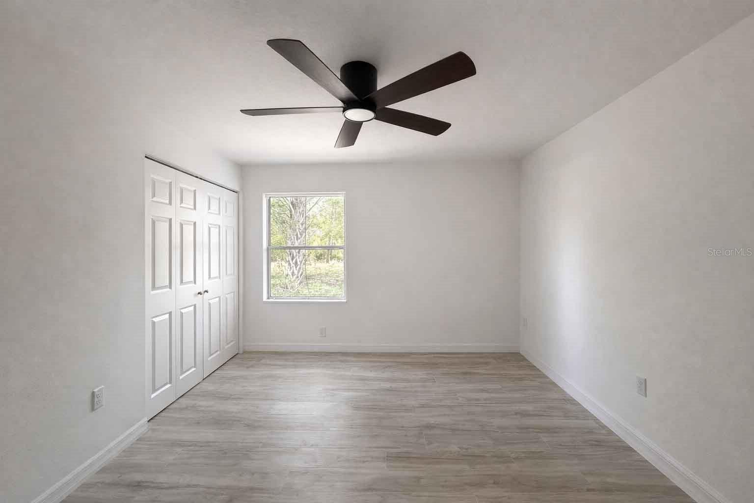 Image 4 of 16 For 502 Crystal Street