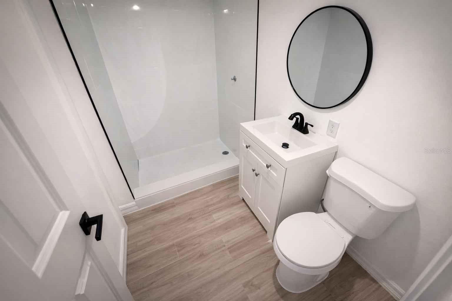 Image 9 of 16 For 502 Crystal Street