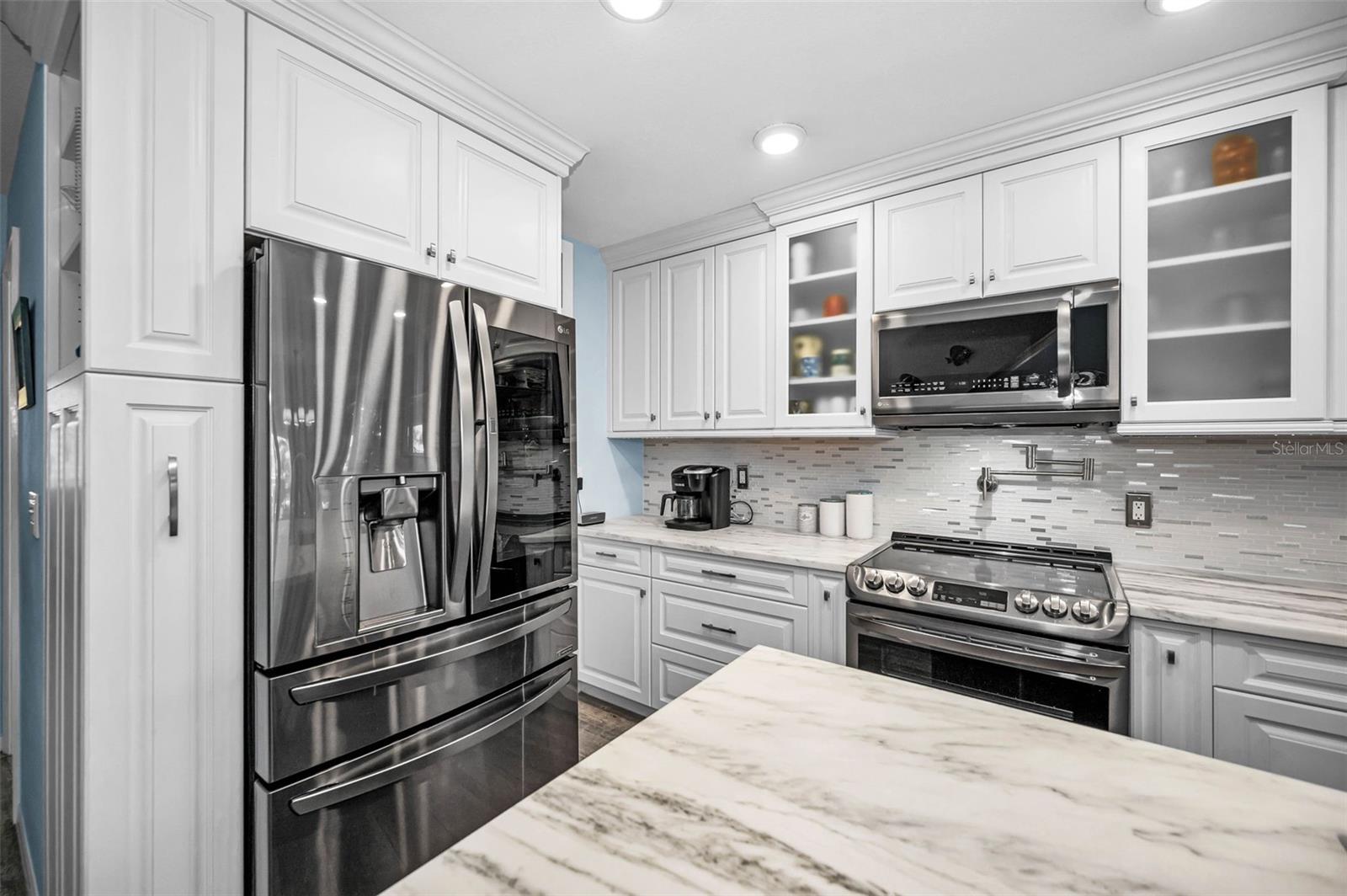 Image 25 of 71 For 140 Marcdale Boulevard