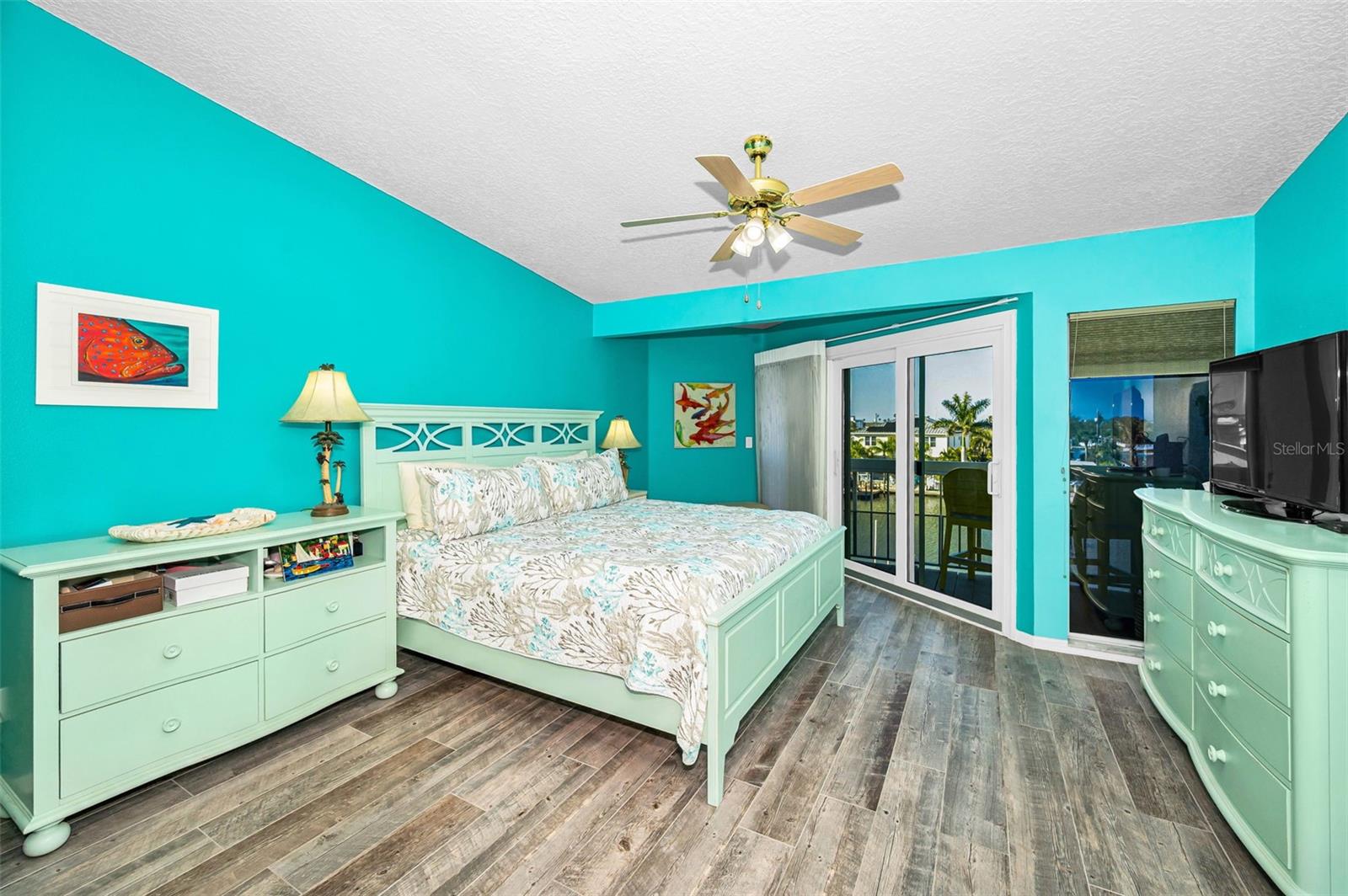 Image 36 of 71 For 140 Marcdale Boulevard