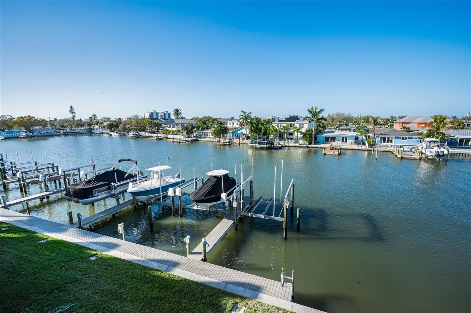 Image 41 of 71 For 140 Marcdale Boulevard