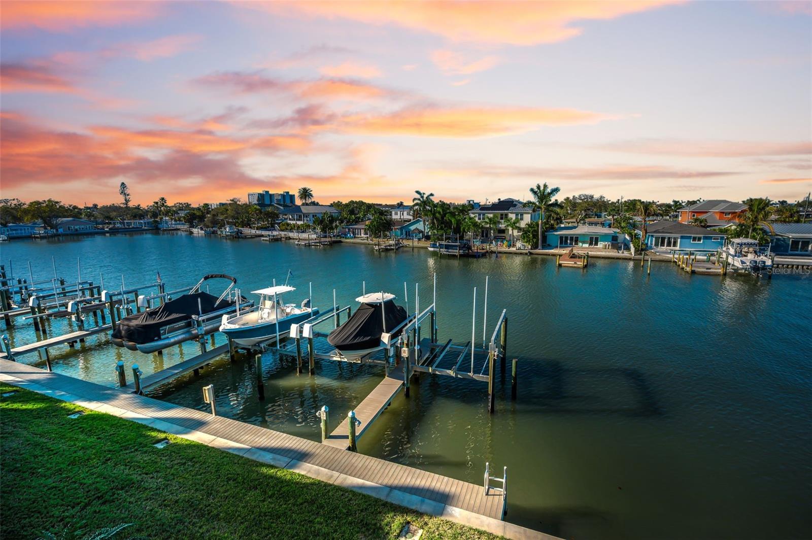 Image 5 of 71 For 140 Marcdale Boulevard