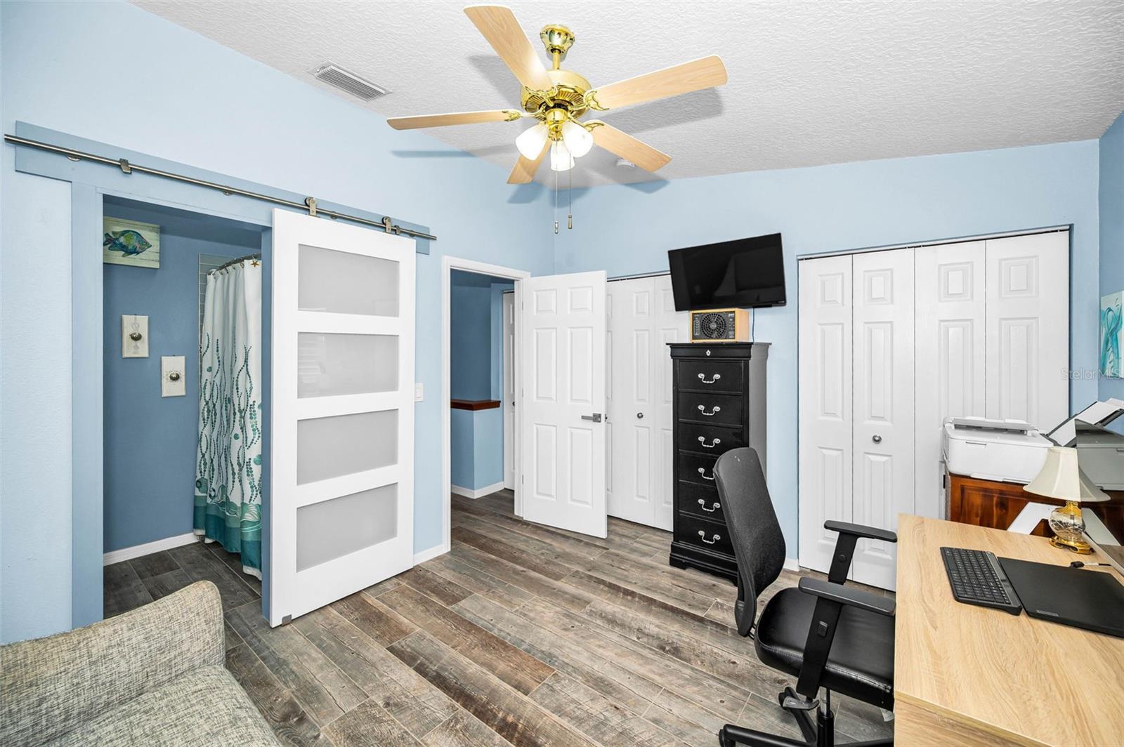 Image 50 of 71 For 140 Marcdale Boulevard