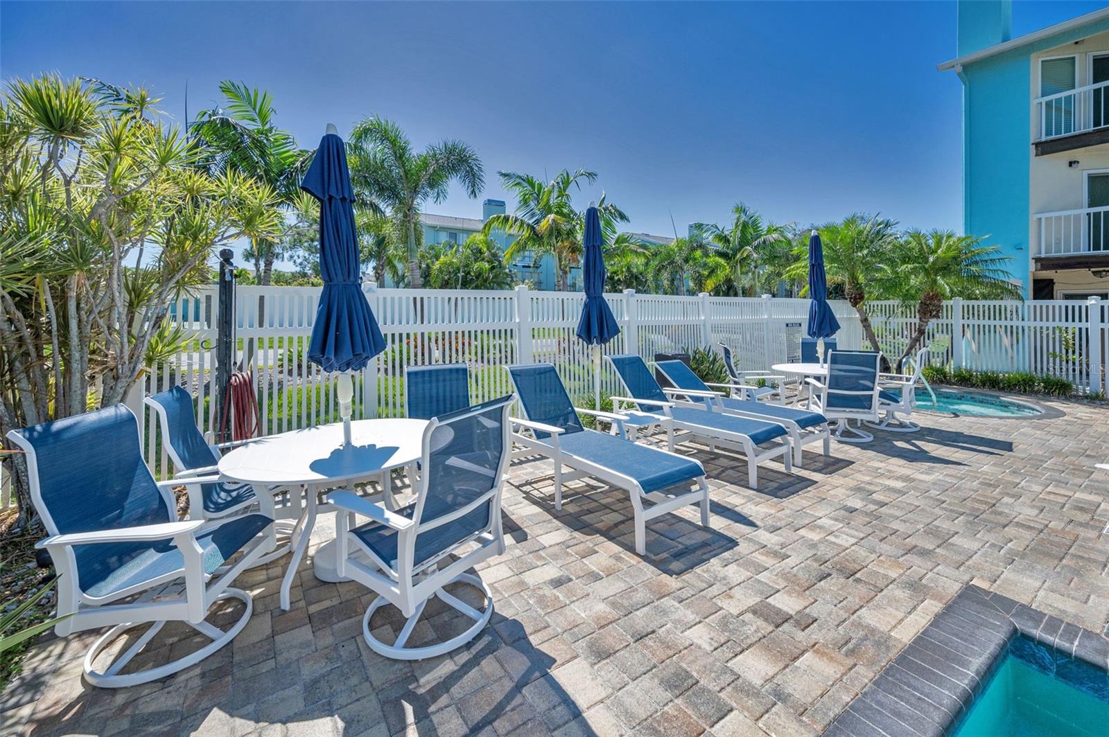 Image 59 of 71 For 140 Marcdale Boulevard