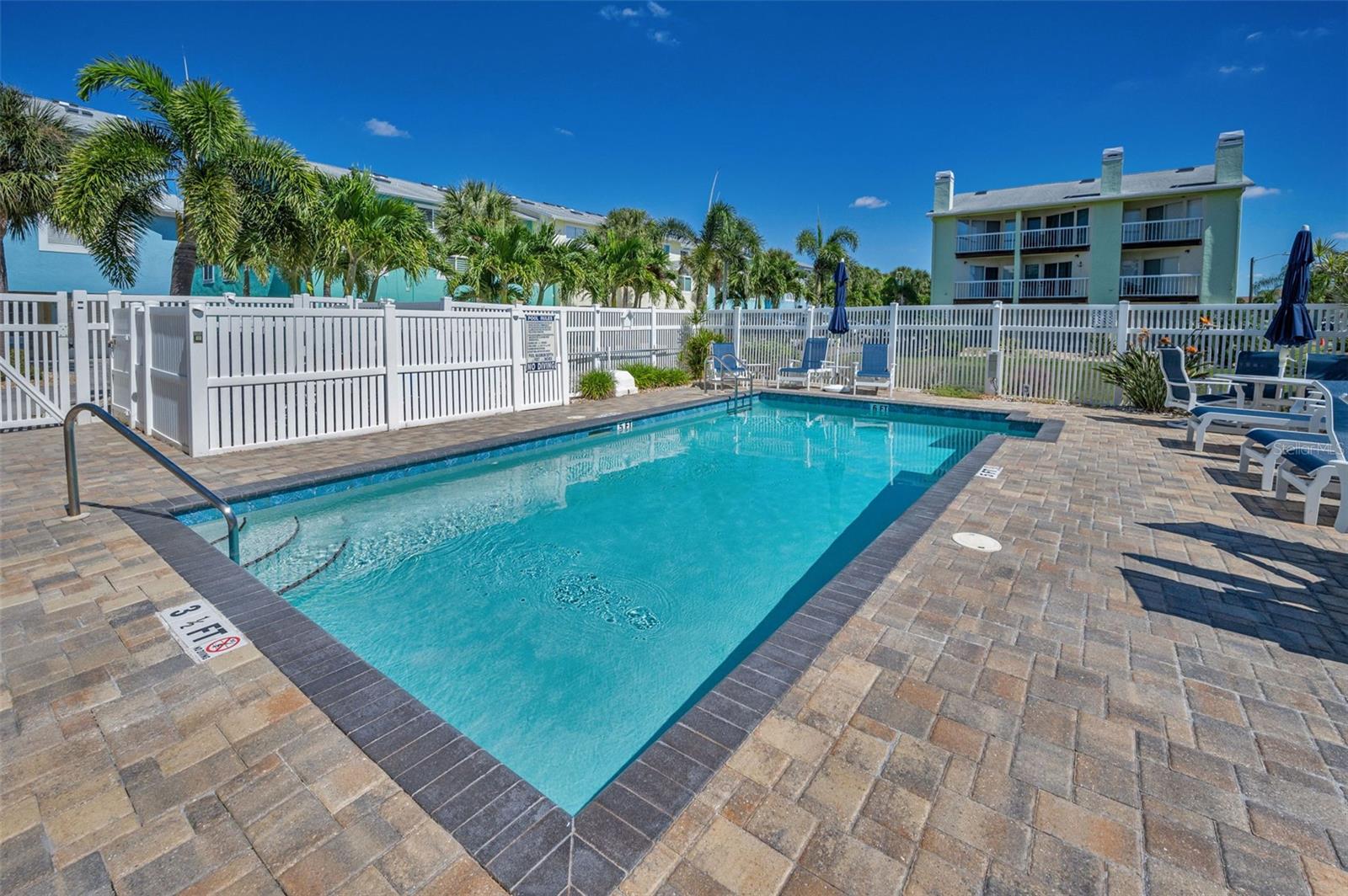 Image 61 of 71 For 140 Marcdale Boulevard