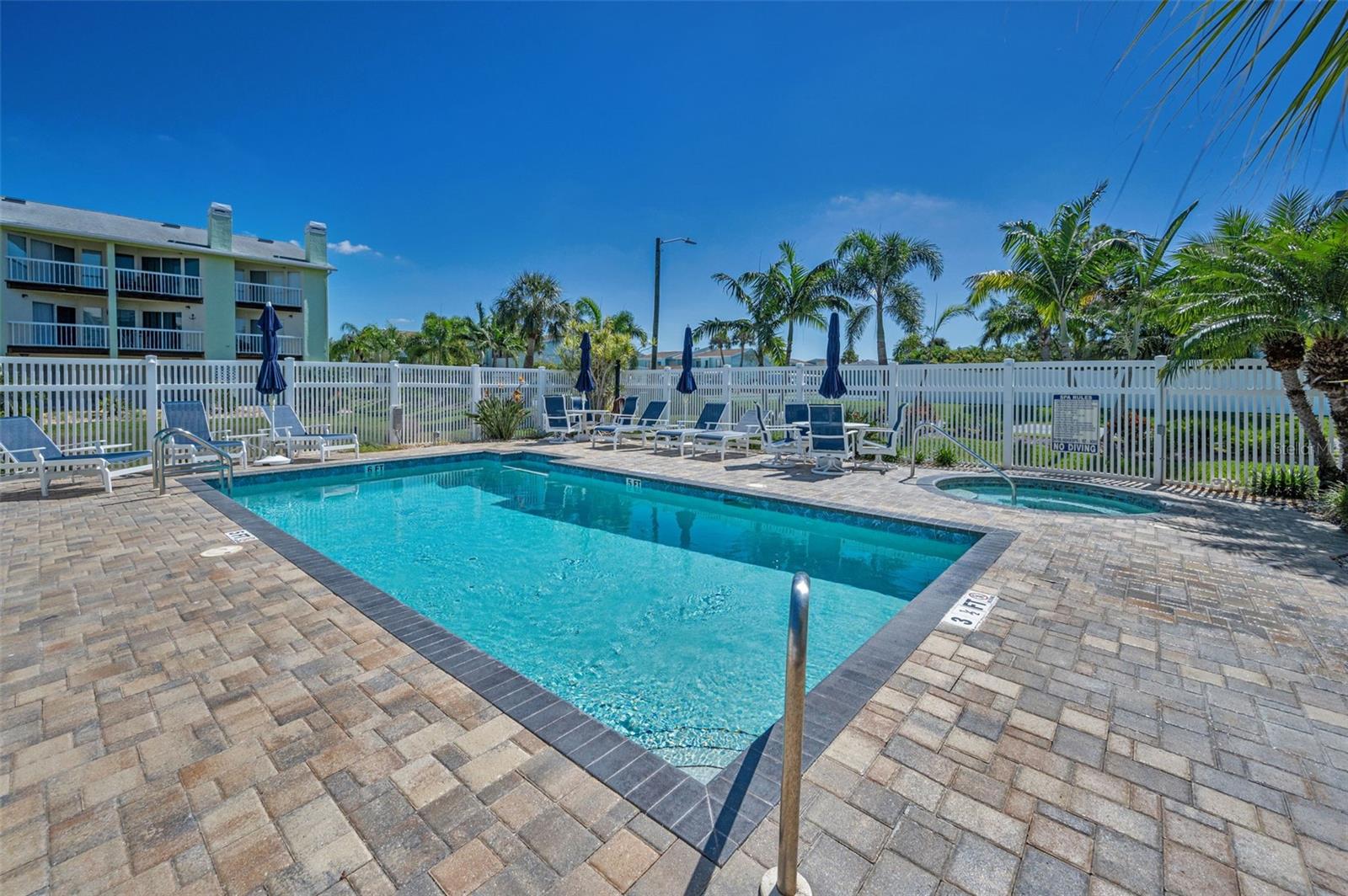 Image 8 of 71 For 140 Marcdale Boulevard