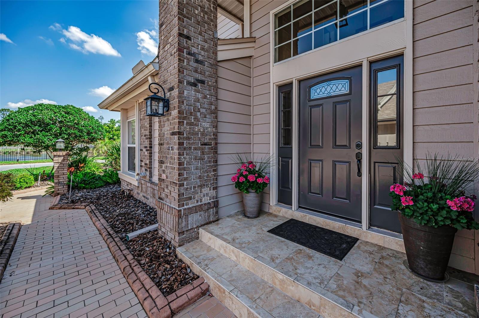 Image 10 of 93 For 1418 Woodstream Drive