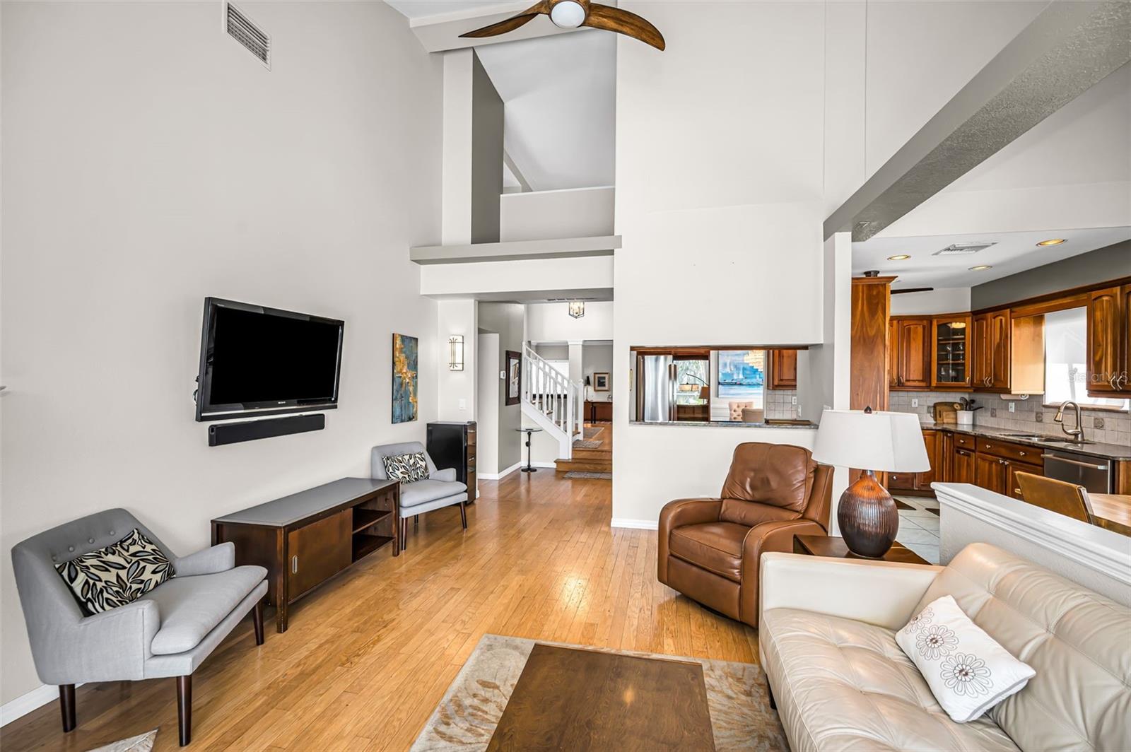 Image 28 of 93 For 1418 Woodstream Drive