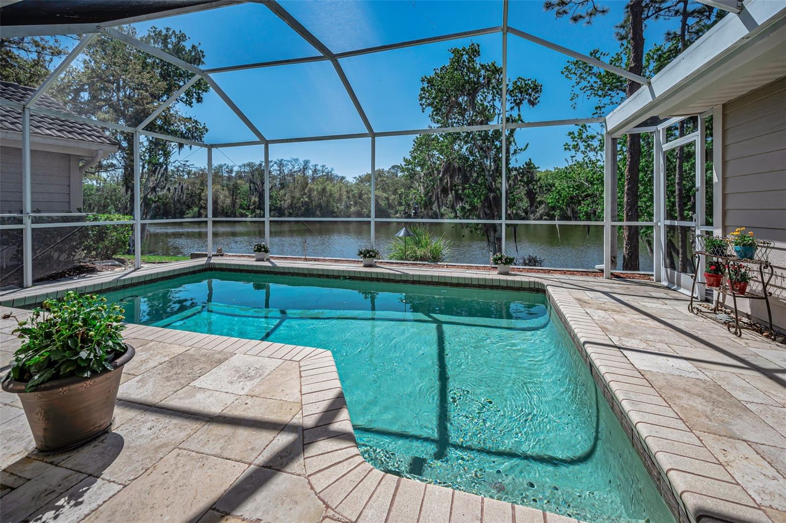 Image 50 of 93 For 1418 Woodstream Drive