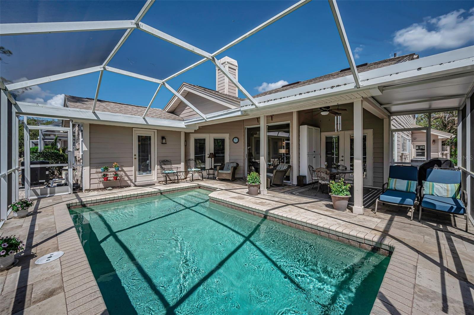 Image 54 of 93 For 1418 Woodstream Drive