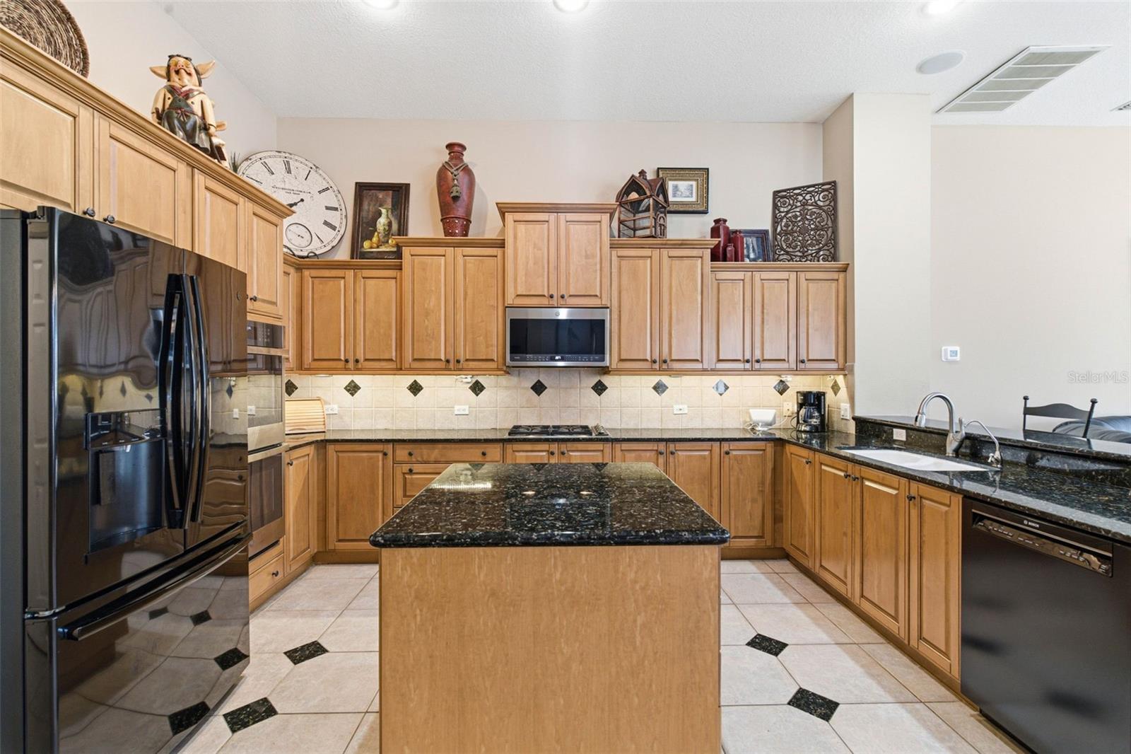 Image 21 of 88 For 5442 Millbrook Way