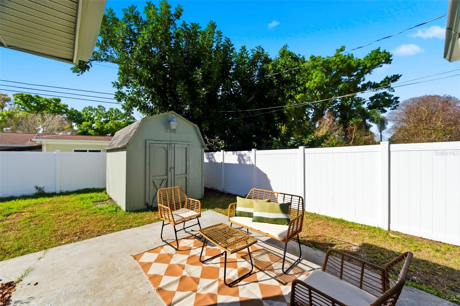 Image 32 of 51 For 5220 27th Avenue N