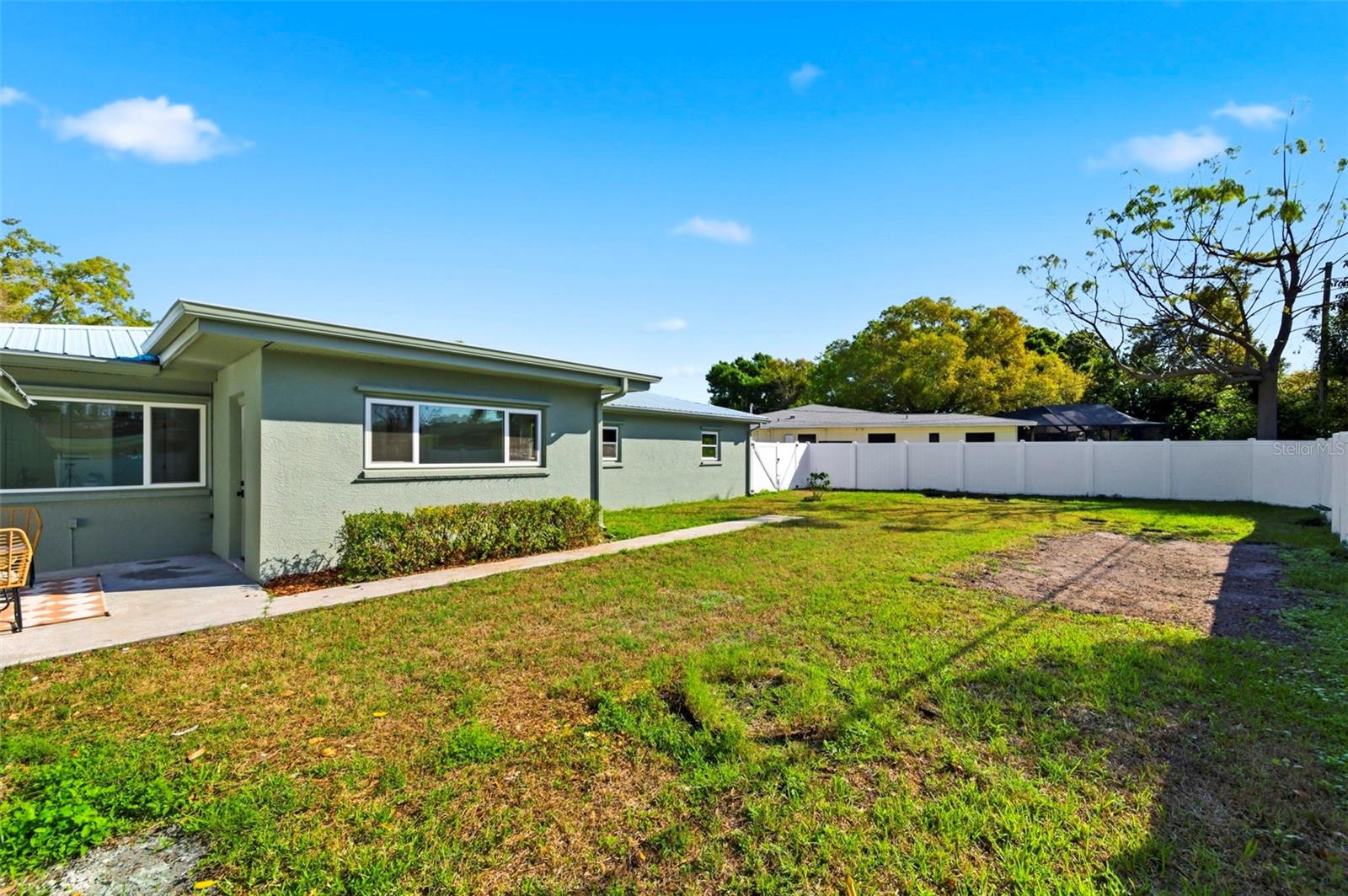 Image 35 of 51 For 5220 27th Avenue N