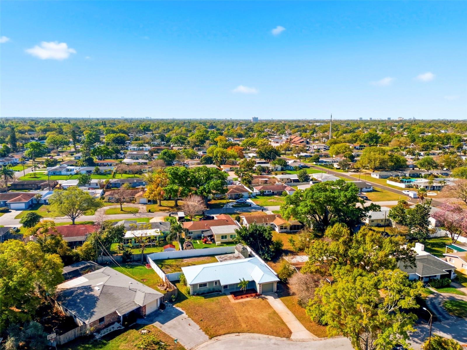 Image 40 of 51 For 5220 27th Avenue N