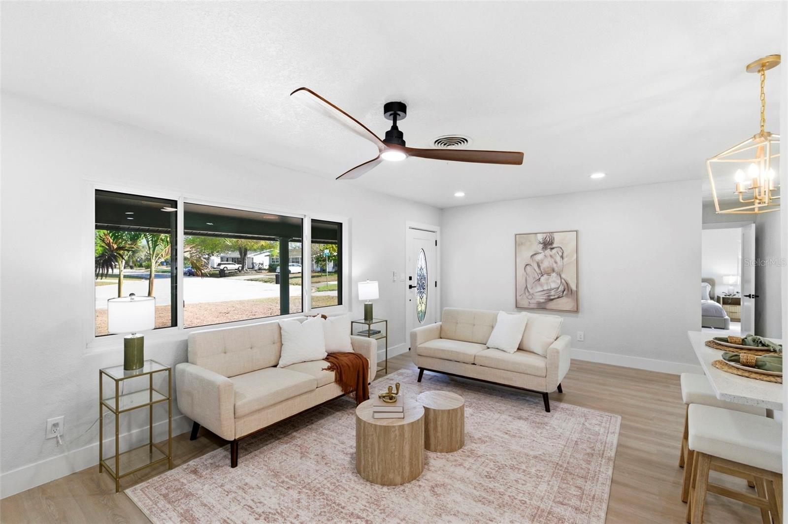 Image 6 of 51 For 5220 27th Avenue N