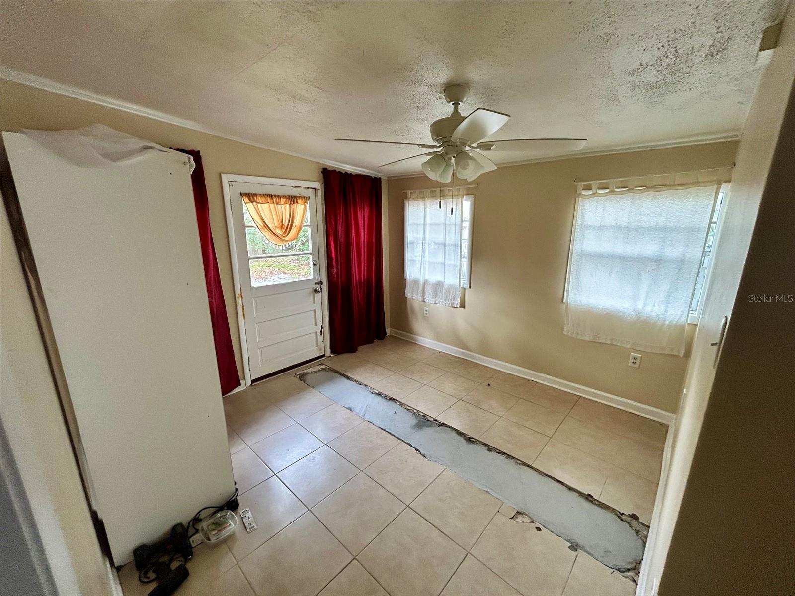 Image 12 of 19 For 1130 Dogwood Avenue