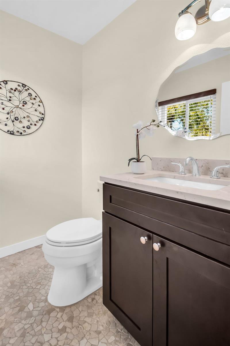 Listing photo id 25 for 1884 San Mateo Drive