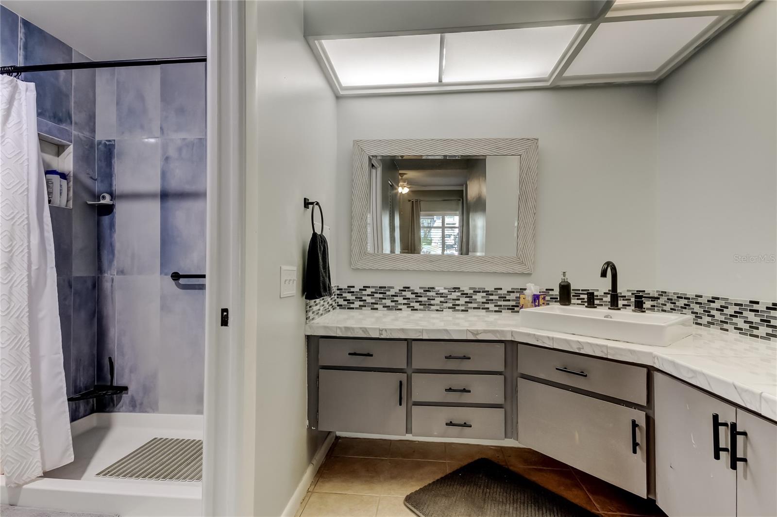 Image 27 of 44 For 1858 Lake Cypress Drive 202