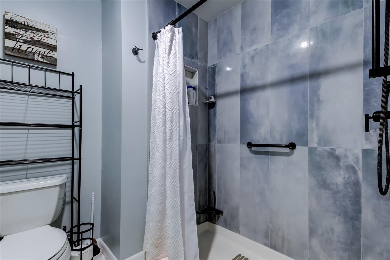 Image 29 of 44 For 1858 Lake Cypress Drive 202